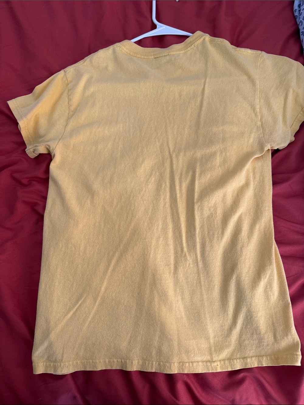 Pink Floyd Yellow Graphic 'Wish You Were Here' Tee with Multicolor Emblem - Picture 2 of 2